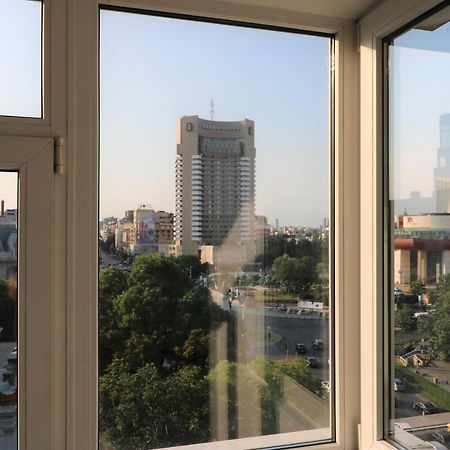 Serenity Heights Apartment: A Panoramic Haven Near Old Town - Free Minibar Bucharest Luaran gambar