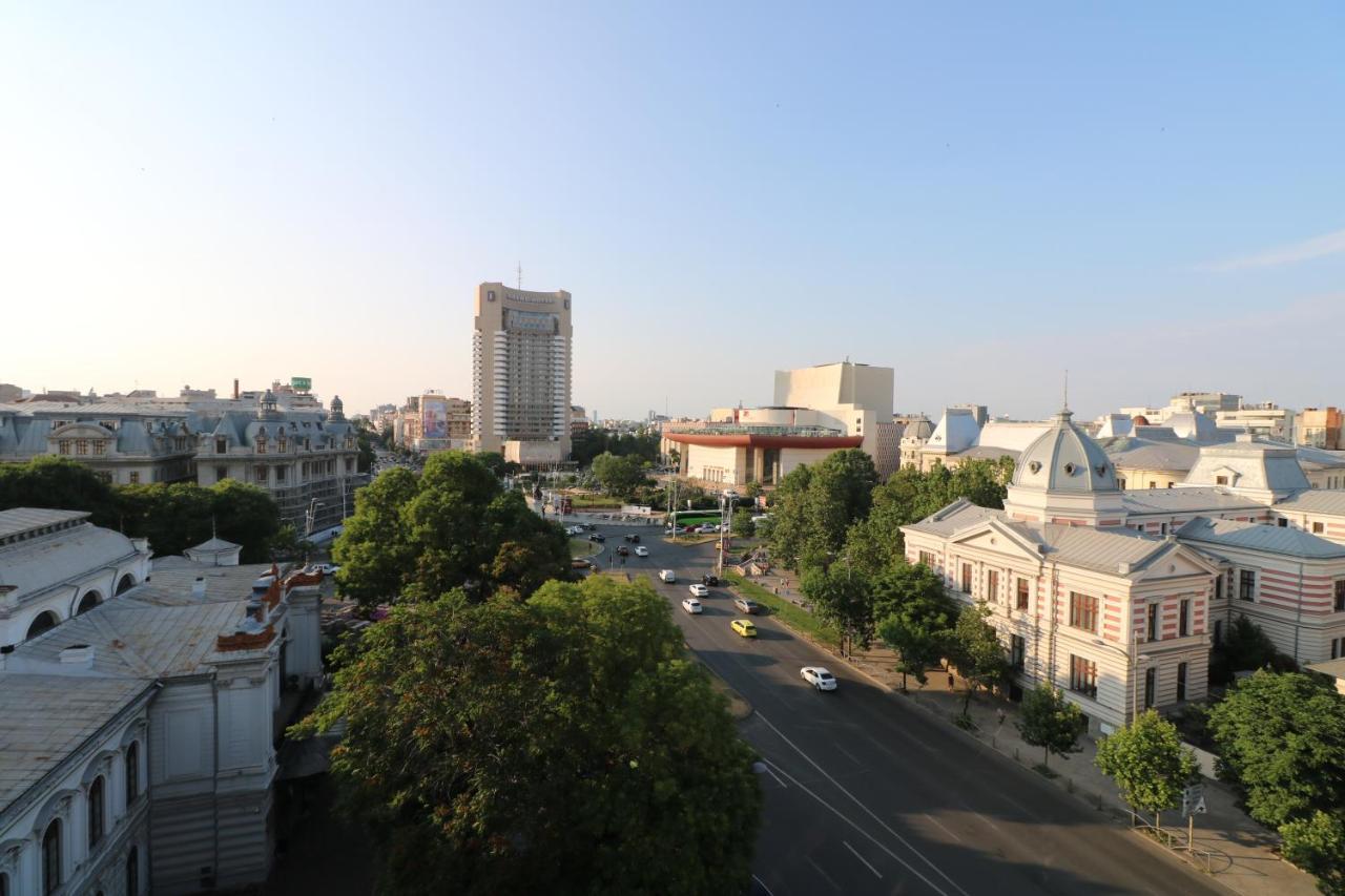 Serenity Heights Apartment: A Panoramic Haven Near Old Town - Free Minibar Bucharest Luaran gambar