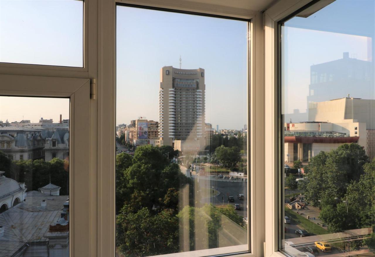 Serenity Heights Apartment: A Panoramic Haven Near Old Town - Free Minibar Bucharest Luaran gambar