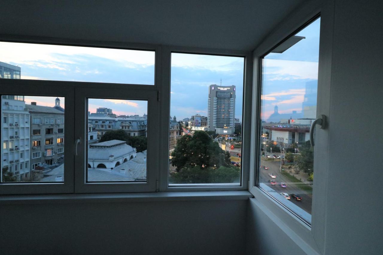 Serenity Heights Apartment: A Panoramic Haven Near Old Town - Free Minibar Bucharest Luaran gambar